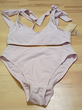 NWT Cabana Del Sol Pink V Neck Bow Tie Strap Bikini 2 Pc Set Women Size Medium